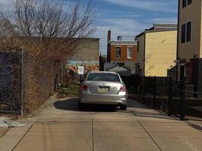 421 W Susquehanna Avenue, Philadelphia PA 19122