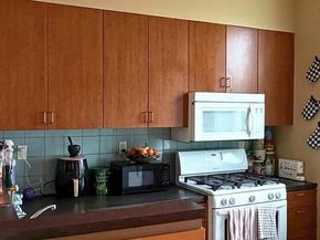 421 W Susquehanna Avenue, Philadelphia PA 19122