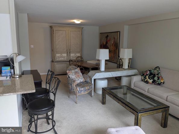 1001 City Avenue WB310, Wynnewood PA 19096