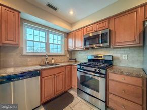 72307 Delaire Landing Road 307, Philadelphia PA 19114