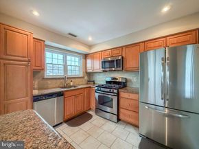 72307 Delaire Landing Road 307, Philadelphia PA 19114