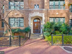 1124 10TH Street NW 4B, Washington DC 20001