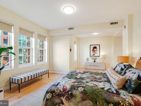 1124 10TH Street NW 4B, Washington DC 20001