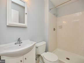 10355 Granite Creek Lane, Oakton VA 22124