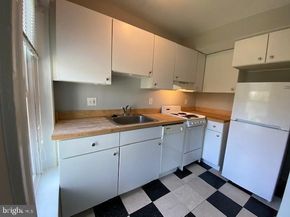 1674 Irving Street NW, Washington DC 20010