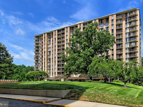 4600 S Four Mile Run Drive 629, Arlington VA 22204