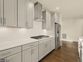 2320 Field Point Road 4304, Herndon VA 20171