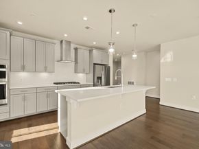 2320 Field Point Road 4304, Herndon VA 20171