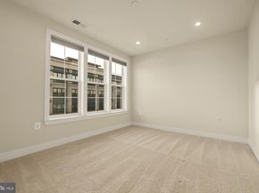 2320 Field Point Road 4304, Herndon VA 20171