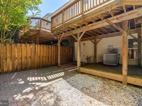 8906 Royal Astor Way, Fairfax VA 22031