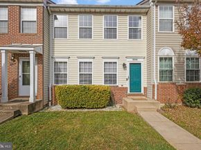 8906 Royal Astor Way, Fairfax VA 22031
