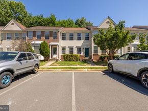 8906 Royal Astor Way, Fairfax VA 22031