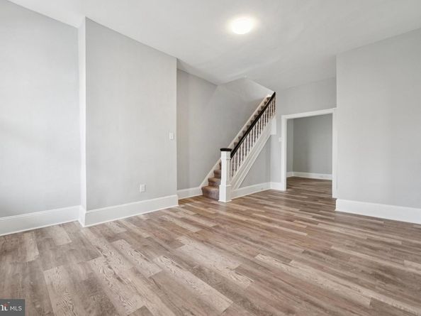 20 S 6TH Street, Darby PA 19023