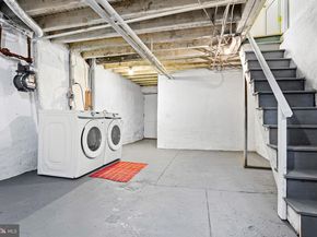 6056 N Beechwood Street, Philadelphia PA 19138