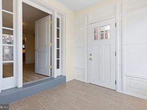 6056 N Beechwood Street, Philadelphia PA 19138