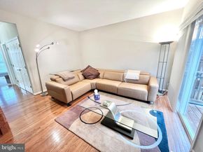 2406 Misty Dawn Court, Herndon VA 20171