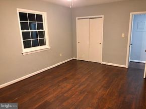 44 49TH Street SE 302, Washington DC 20019