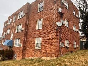 44 49TH Street SE 302, Washington DC 20019