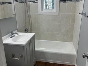 44 49TH Street SE 302, Washington DC 20019