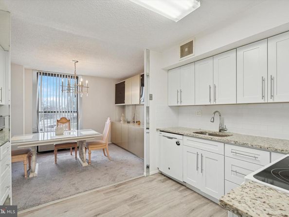 666 W Germantown Pike 2101, Plymouth Meeting PA 19462