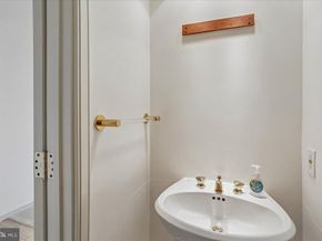 5600 Wisconsin Avenue 1303/1304, Chevy Chase MD 20815
