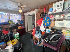 534 Mckinley Street, Philadelphia PA 19111