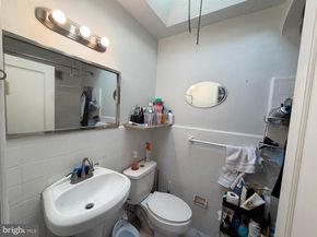 534 Mckinley Street, Philadelphia PA 19111