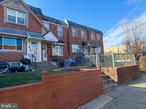 534 Mckinley Street, Philadelphia PA 19111