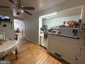 534 Mckinley Street, Philadelphia PA 19111