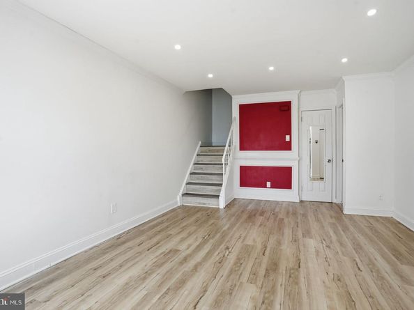 12135 Academy Road 42, Philadelphia PA 19154