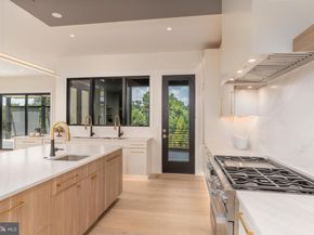 104 Mashie Court SE, Vienna VA 22180