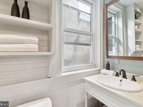 1228 Catharine Street, Philadelphia PA 19147