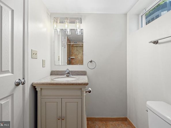 117 S Aberdeen Street, Arlington VA 22204