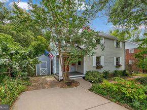 117 S Aberdeen Street, Arlington VA 22204
