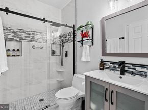 1372 Dominion Ridge Lane, Herndon VA 20170