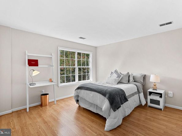 1372 Dominion Ridge Lane, Herndon VA 20170