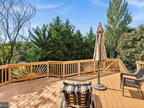 1372 Dominion Ridge Lane, Herndon VA 20170