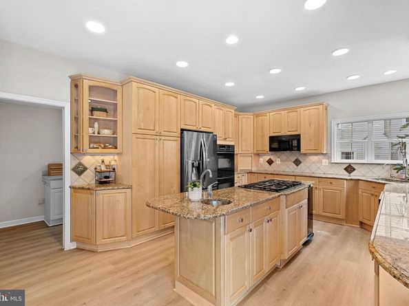 1372 Dominion Ridge Lane, Herndon VA 20170