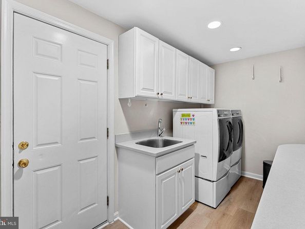 1372 Dominion Ridge Lane, Herndon VA 20170