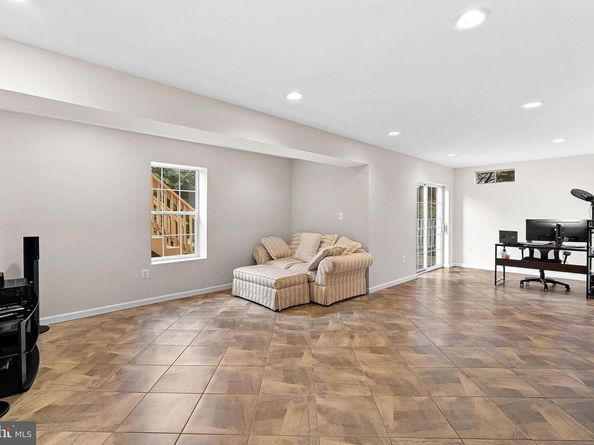 1372 Dominion Ridge Lane, Herndon VA 20170
