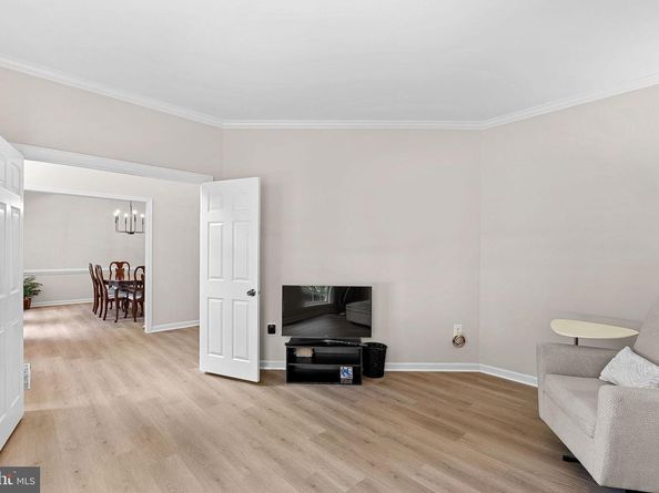 1372 Dominion Ridge Lane, Herndon VA 20170