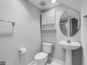 2523 Hunton Place, Alexandria VA 22311