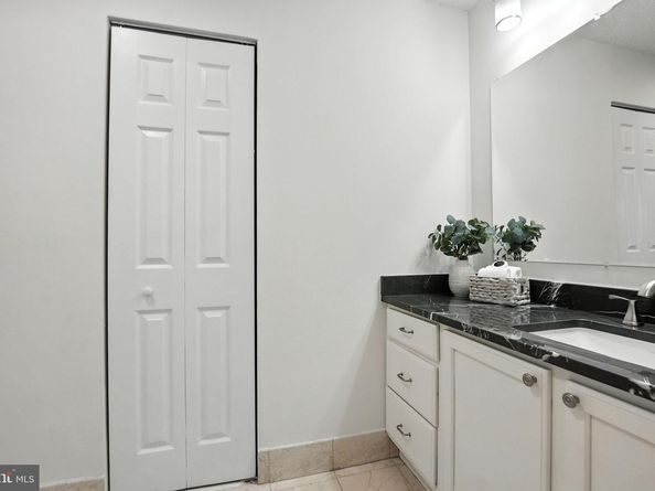1225 Martha Custis Drive 1506, Alexandria VA 22302