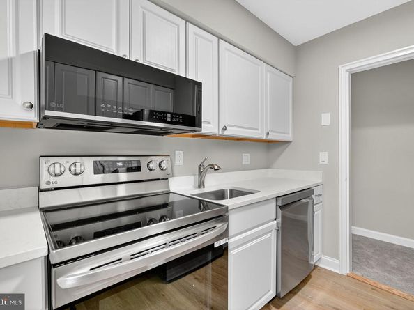 1315 S Walter Reed Drive S 204, Arlington VA 22204