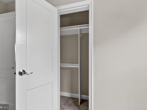1315 S Walter Reed Drive S 204, Arlington VA 22204