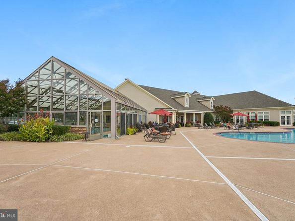 64 Villa Drive, Warminster PA 18974