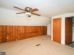 160 Crooked Billet Road, Hatboro PA 19040