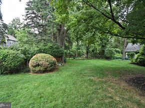 160 Crooked Billet Road, Hatboro PA 19040