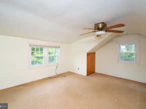 160 Crooked Billet Road, Hatboro PA 19040