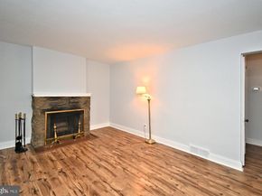 160 Crooked Billet Road, Hatboro PA 19040